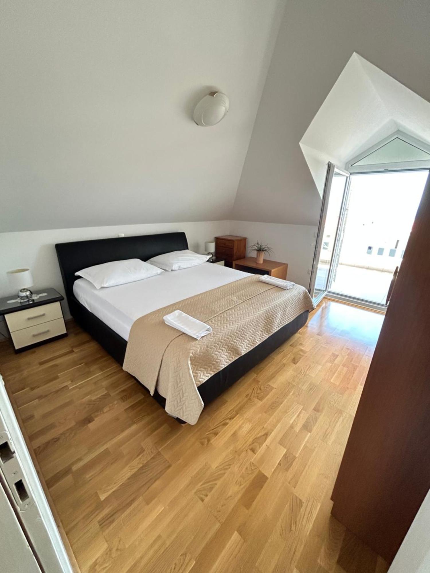 Apartments Sanda 2 Promajna Eksteriør bilde