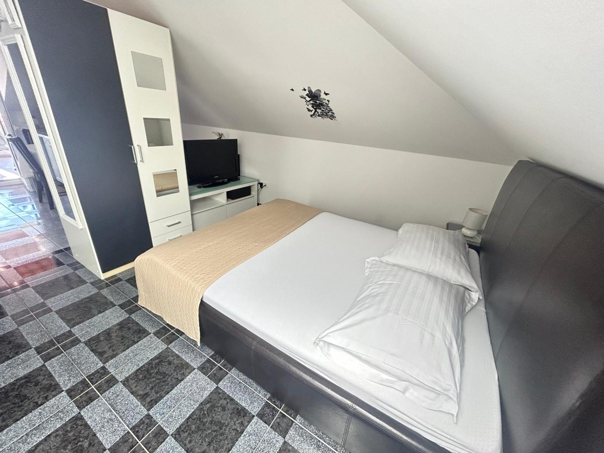 Apartments Sanda 2 Promajna Eksteriør bilde